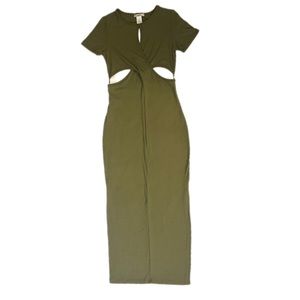 NWOT Short Sleeve Green Ribbed Maxi Dress w/ Cut Out Design & Slit - Medium